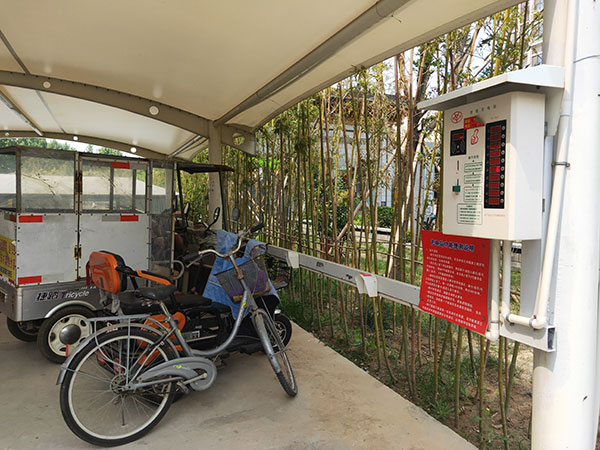 觀(guān)瀾一品小區10路便民充電站安裝現場(chǎng)圖2